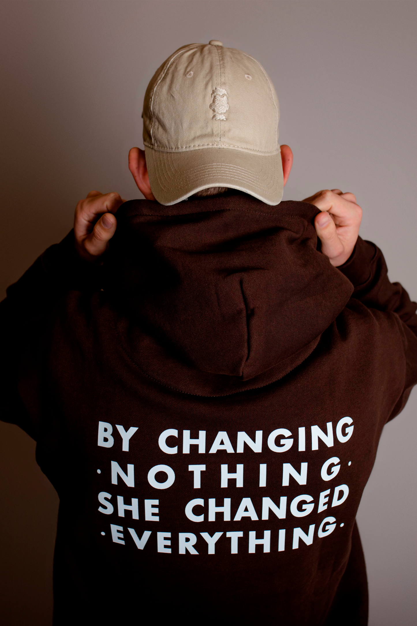 HOODIE PRINT FRASE CHOCOLATE
