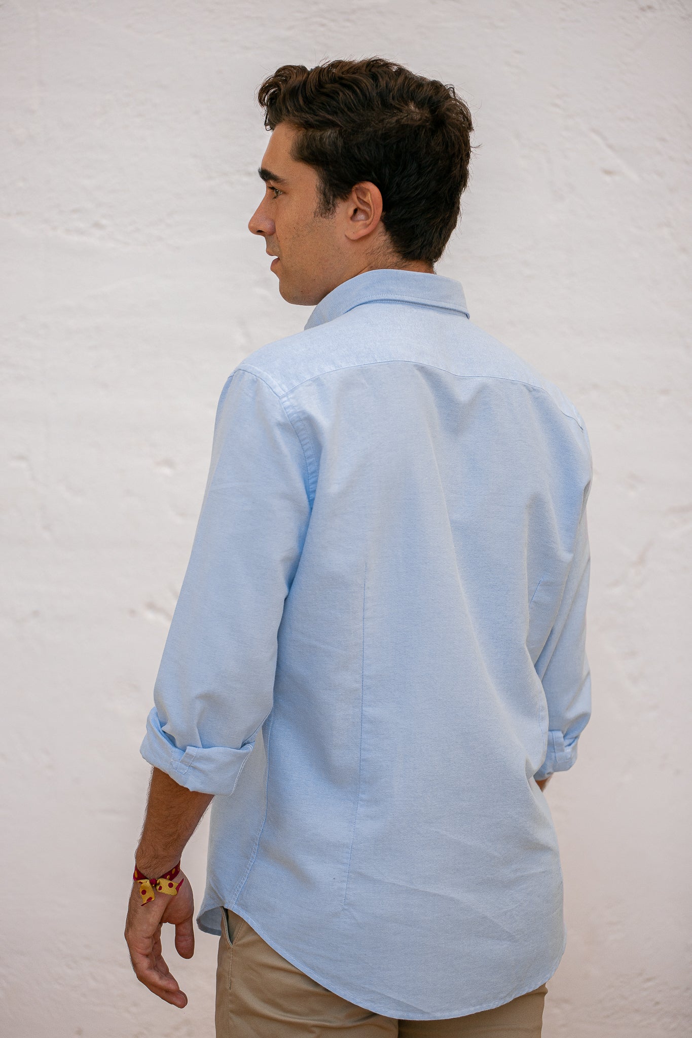 CAMISA BÁSICA CELESTE